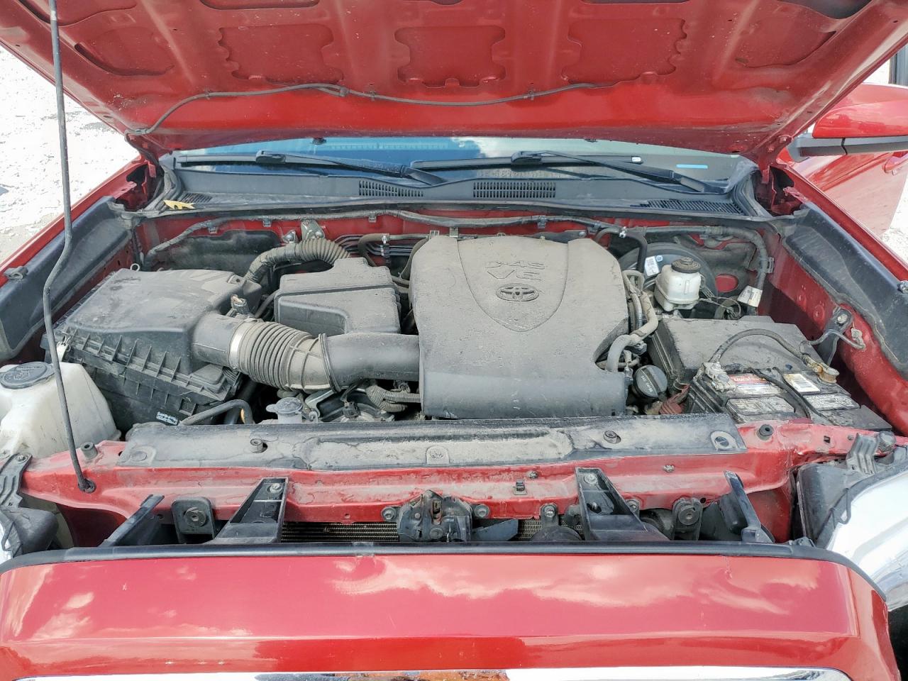 Toyota Tacoma Double Cab Image 8