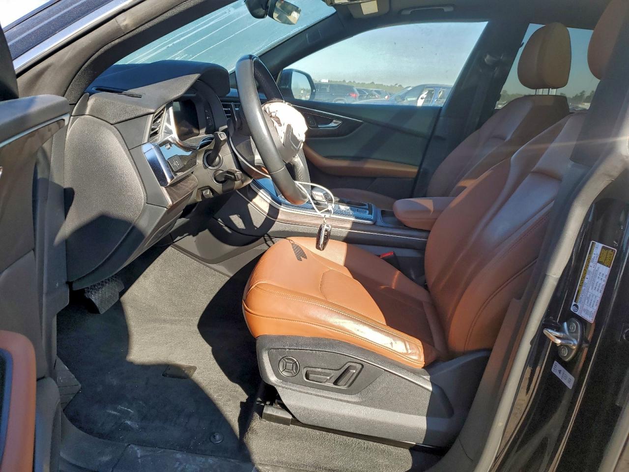 Audi Q8 Premium Plus S-line Image 5