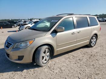  Salvage Volkswagen Routan