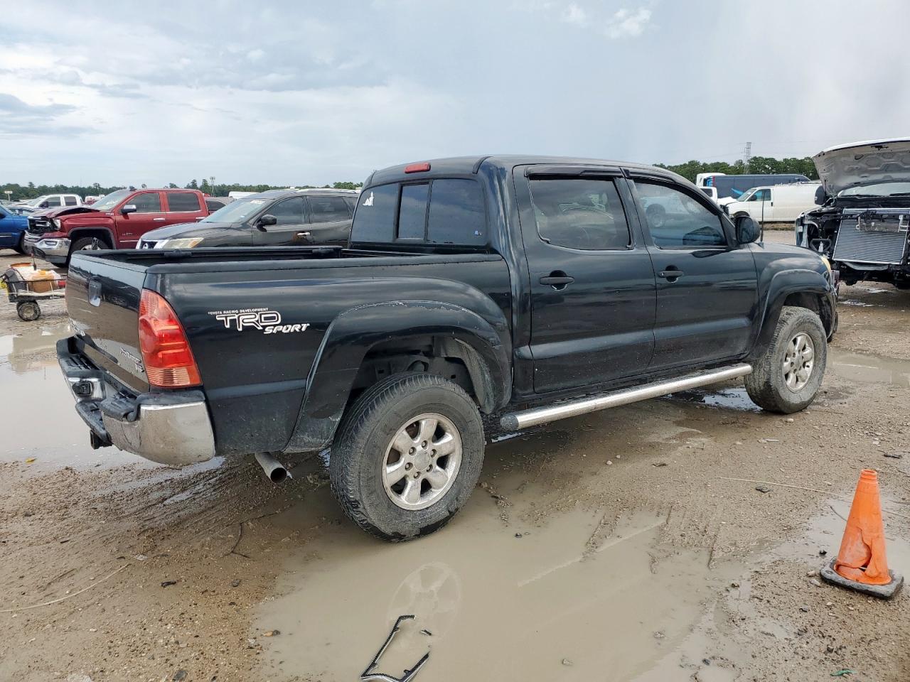 Toyota Tacoma Double Cab Prerunner Image 12