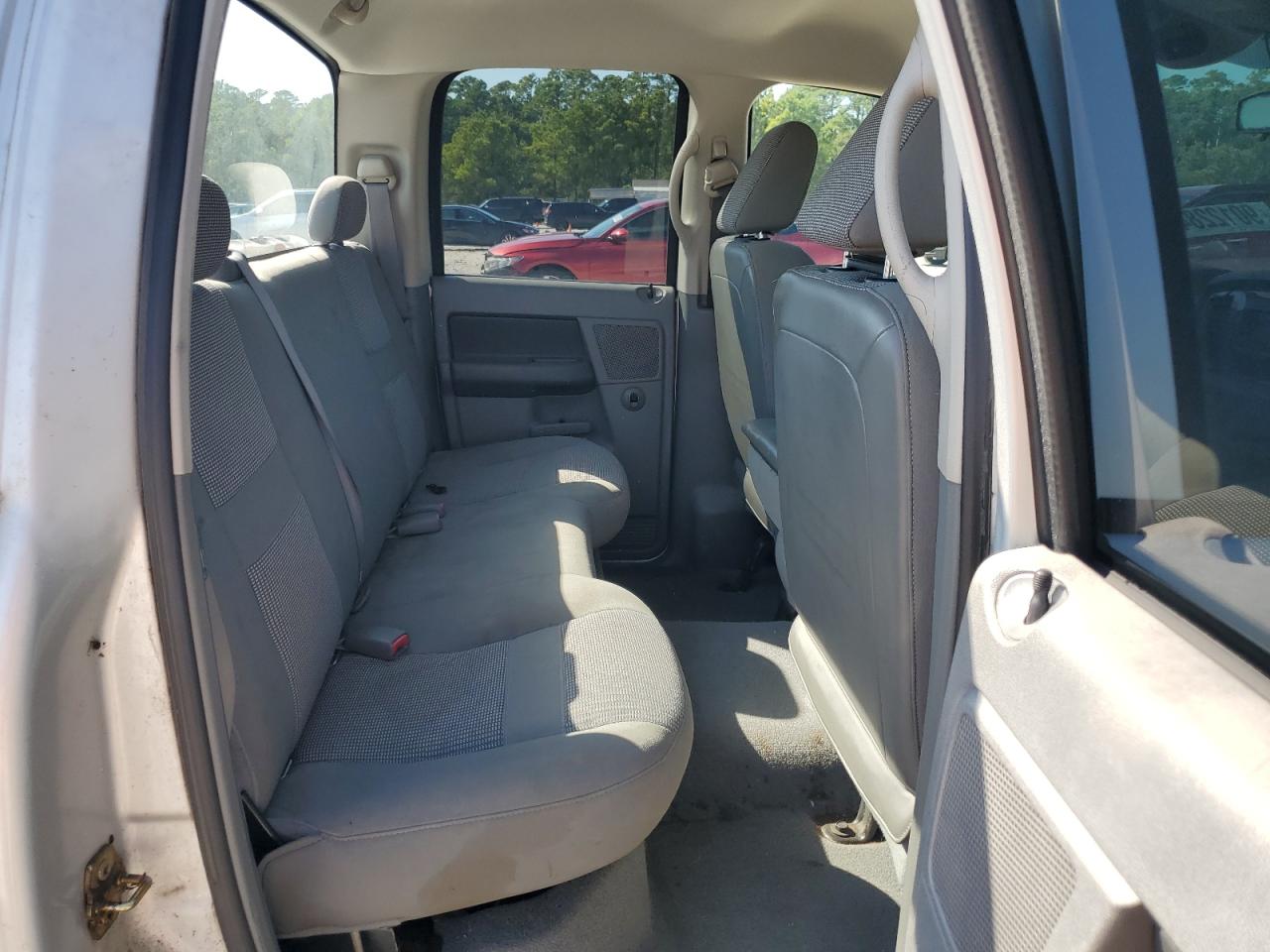 Dodge Ram 1500 St Image 3