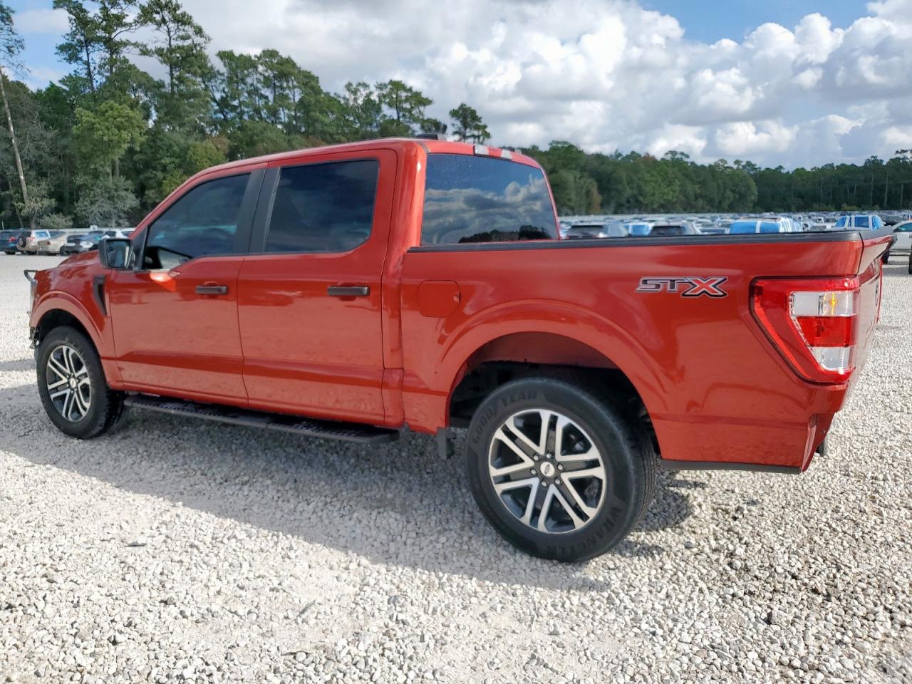 Ford F-150 Supercrew Image 2