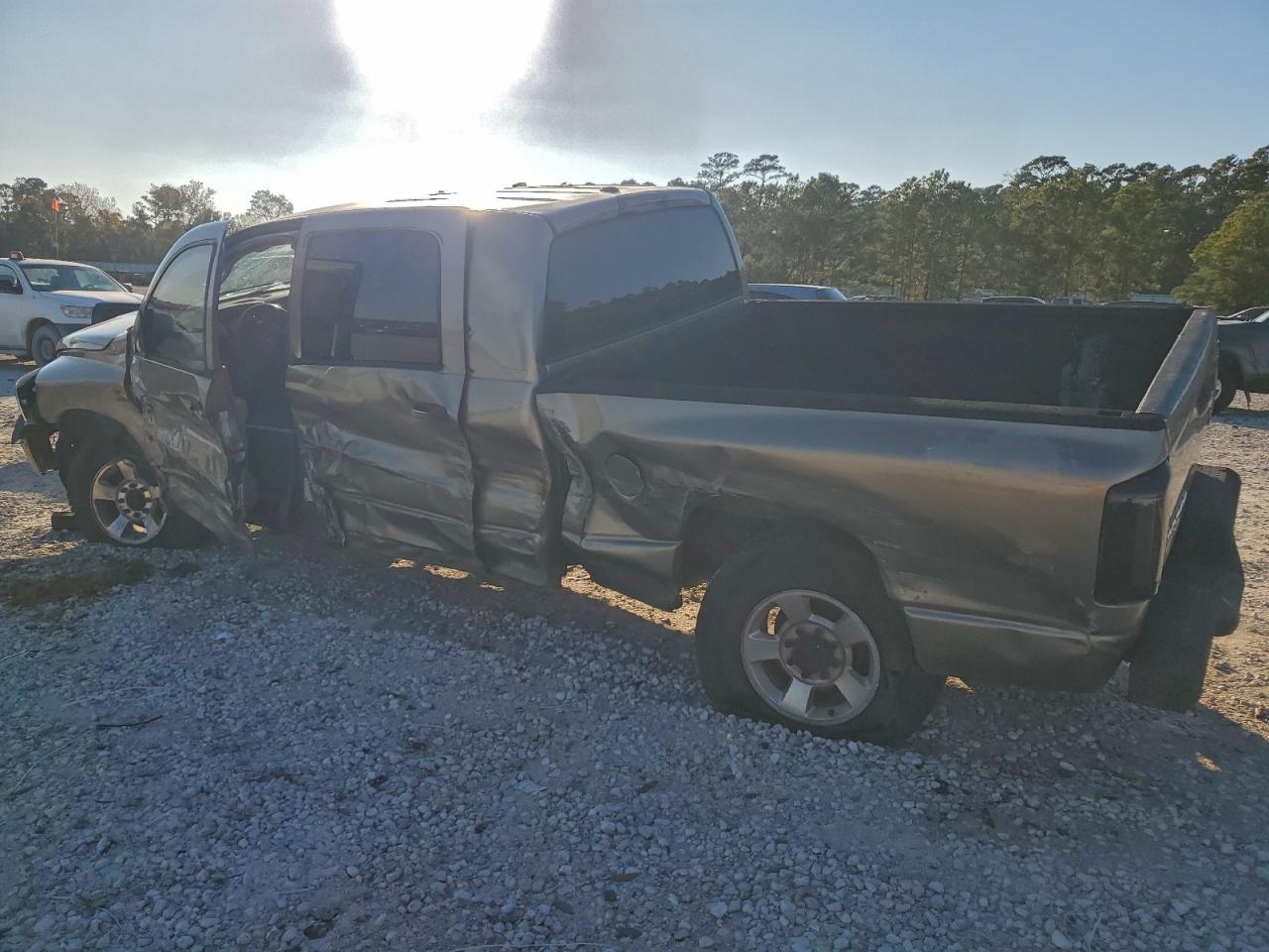 Dodge Ram 2500 Image 3