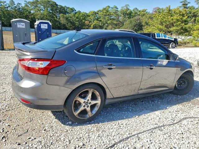 Ford Focus Titanium Image 11