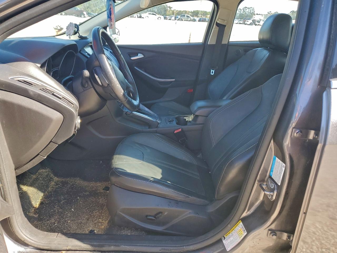 Ford Focus Titanium Image 4