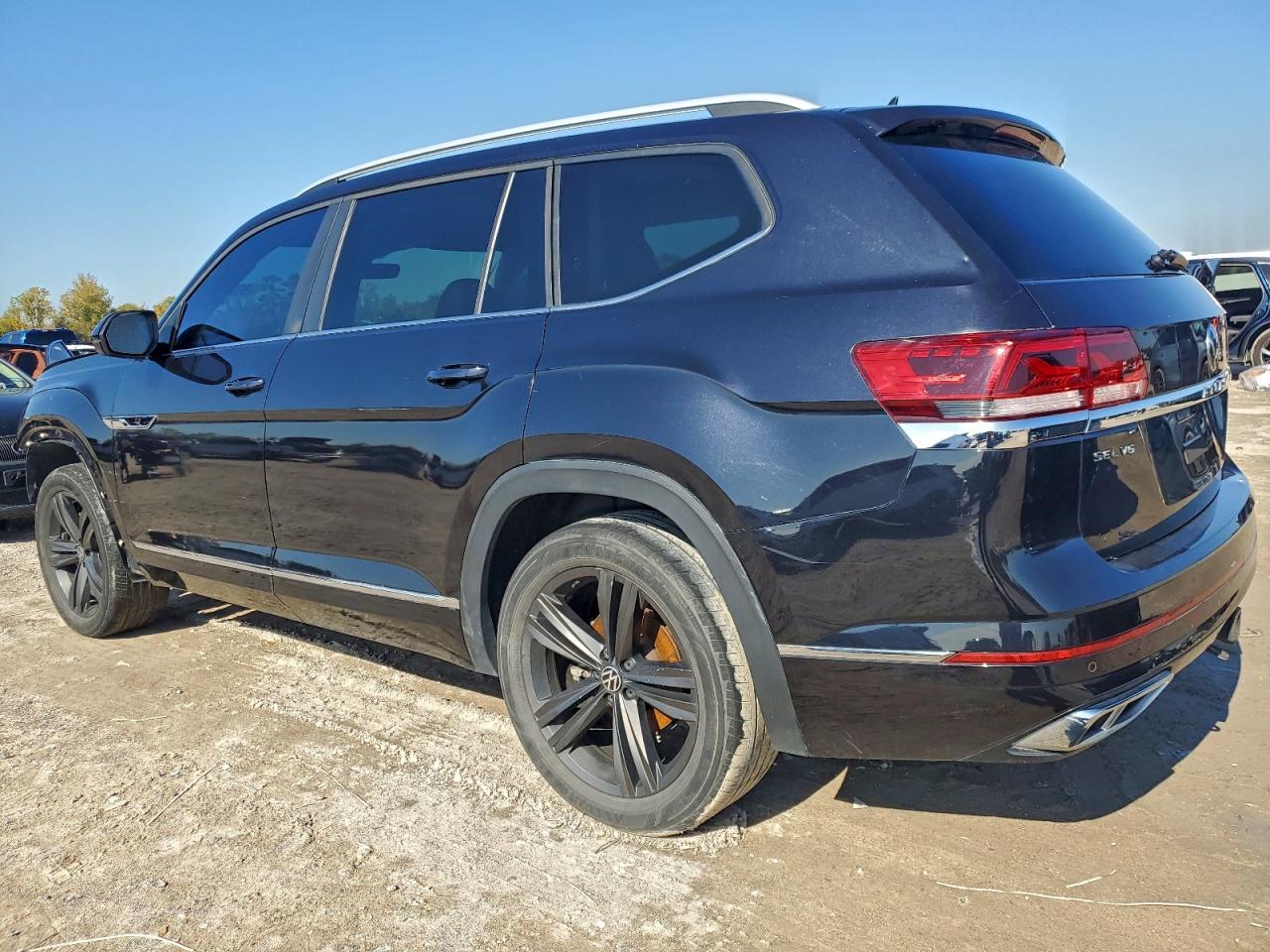 Volkswagen Atlas Sel R-line Image 3
