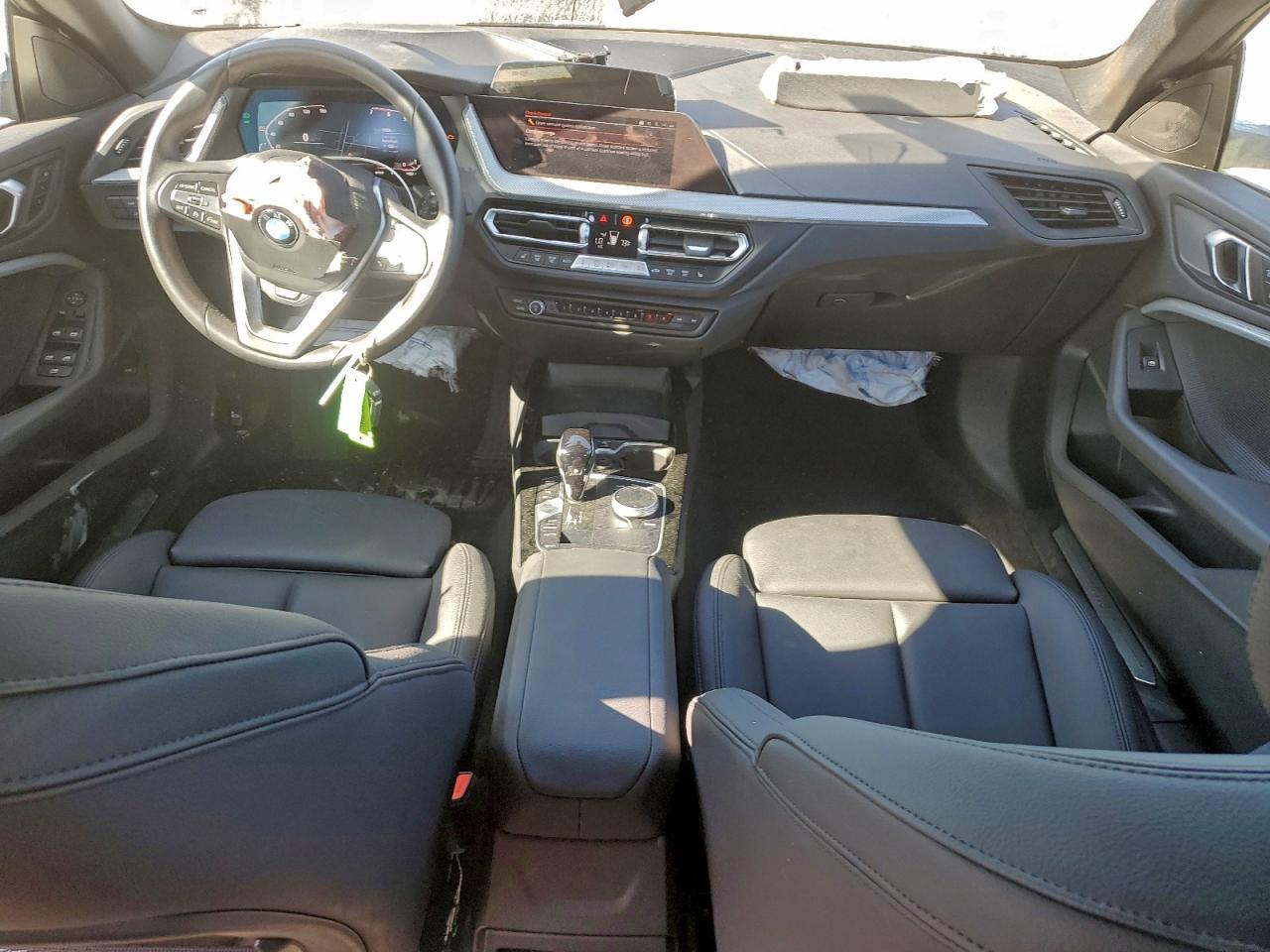 BMW 2 Series Image 6