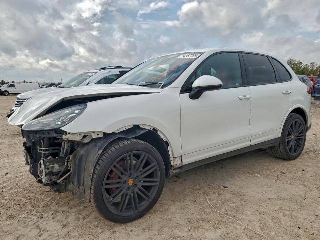  Salvage Porsche Cayenne
