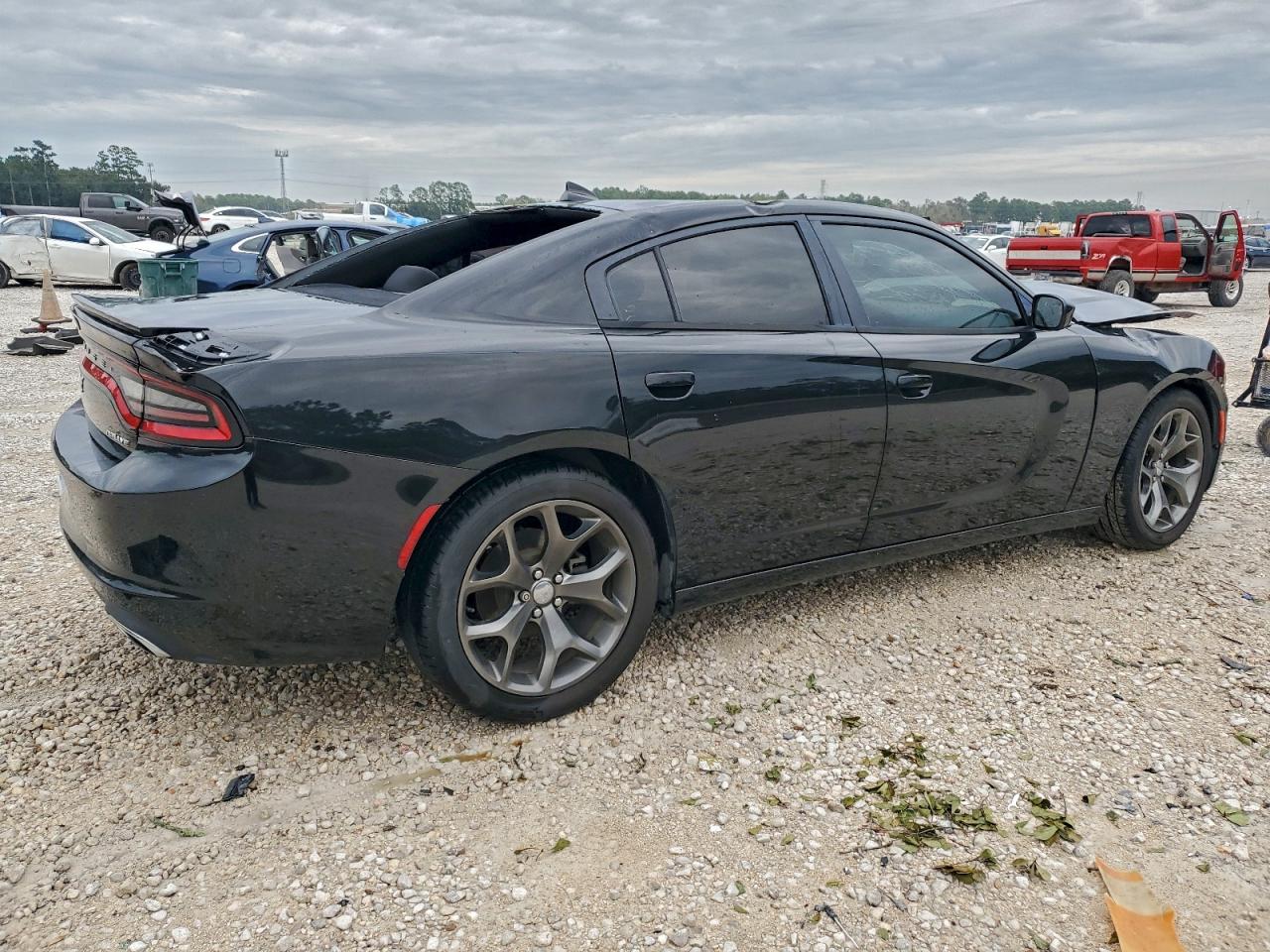Dodge Charger Sxt Image 8
