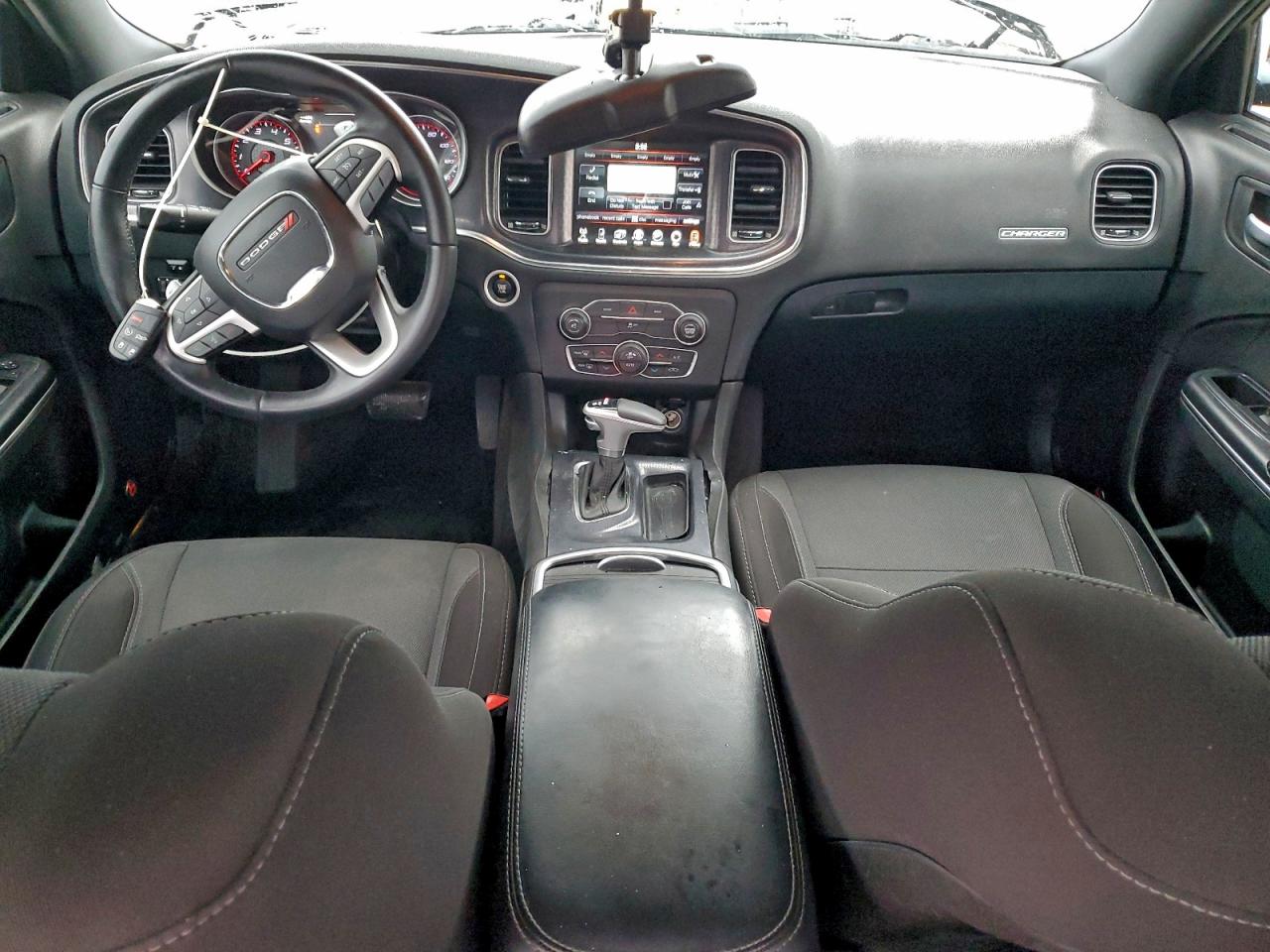 Dodge Charger Sxt Image 4