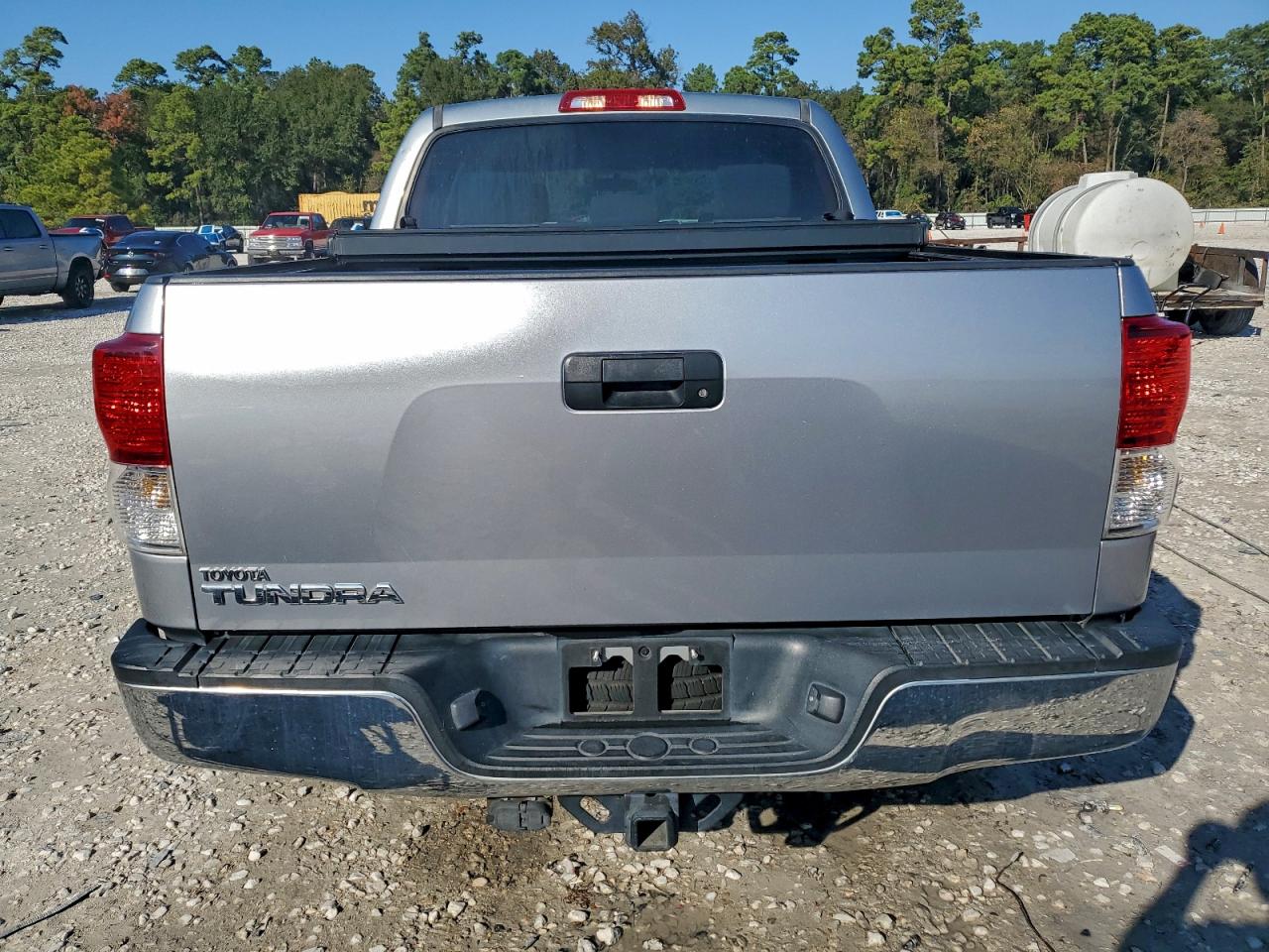 Toyota Tundra Crewmax Sr5 Image 12