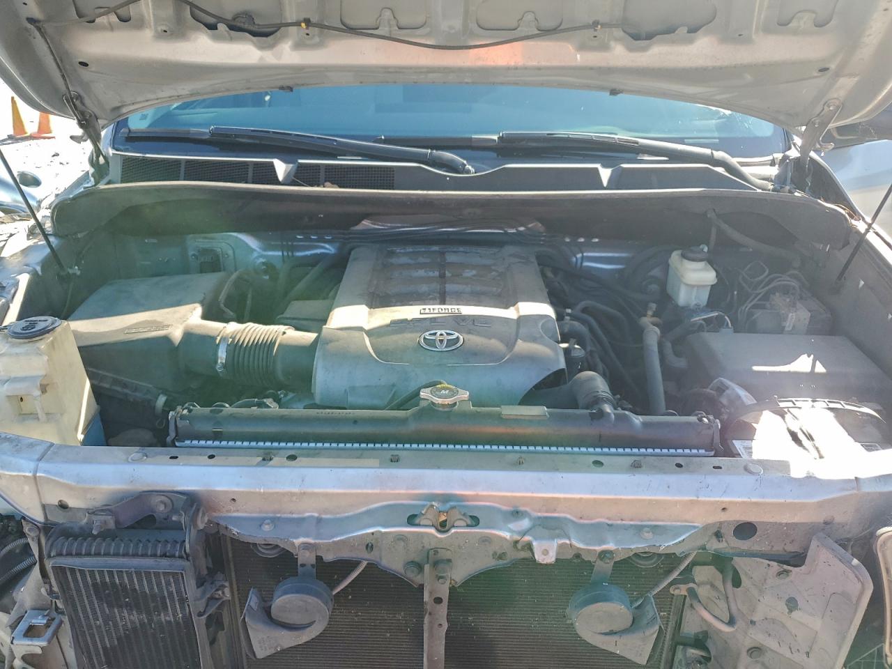 Toyota Tundra Crewmax Sr5 Image 7