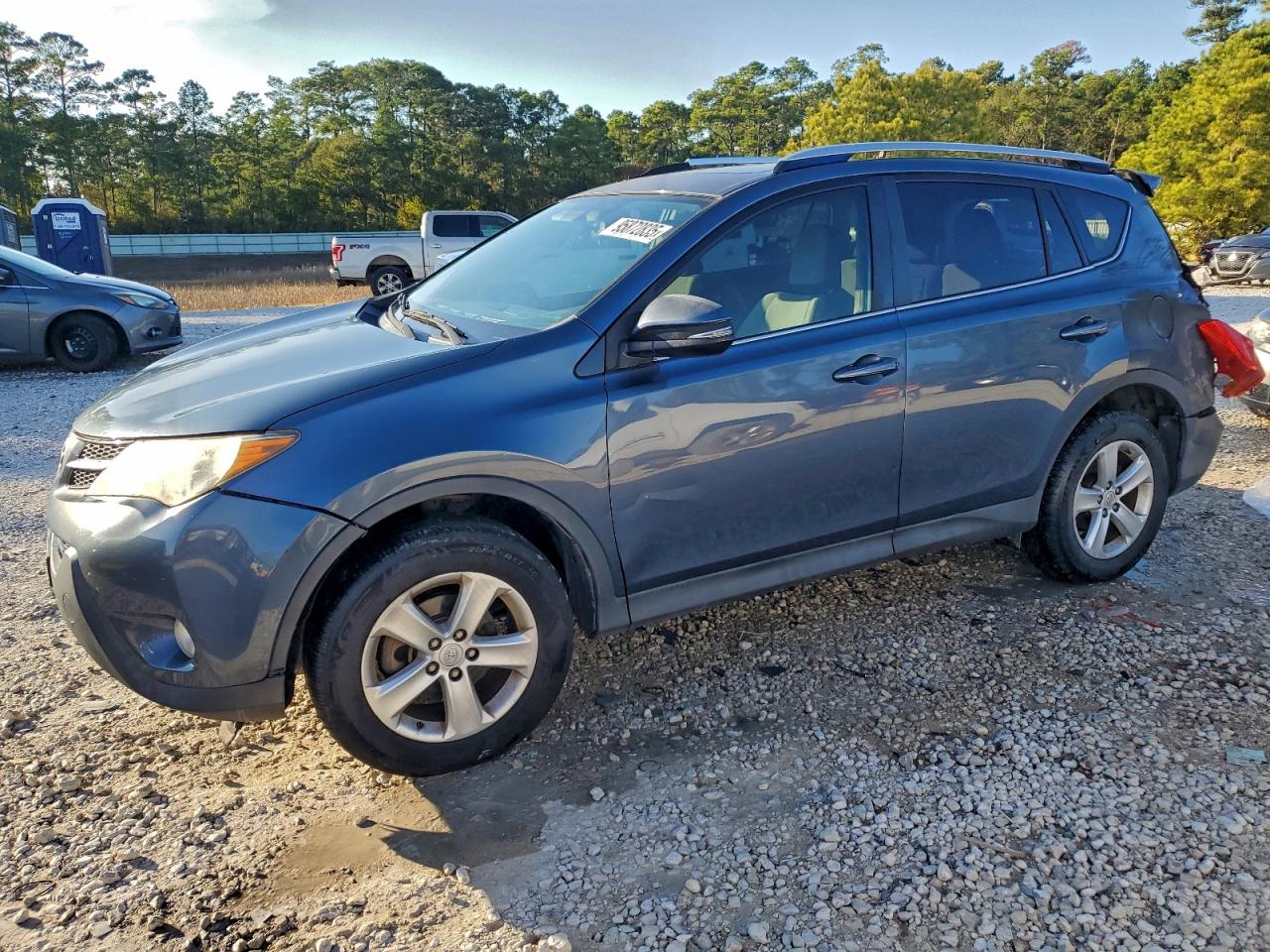 Toyota RAV4 Xle Image 1