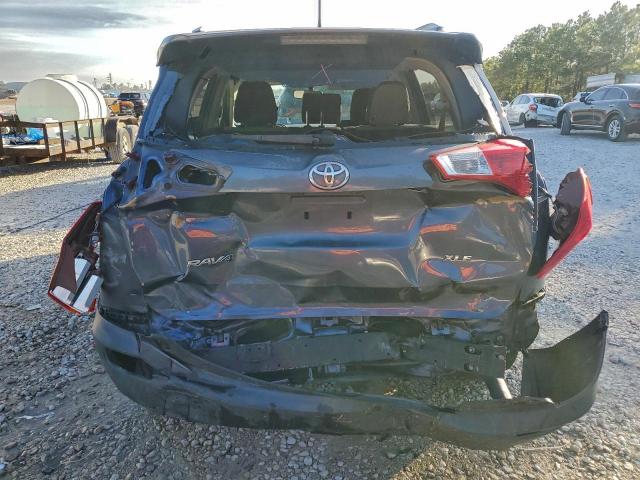 Toyota RAV4 Xle Image 13