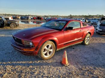  Salvage Ford Mustang