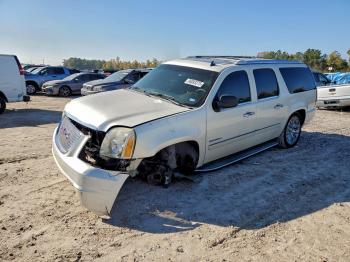  Salvage GMC Yukon