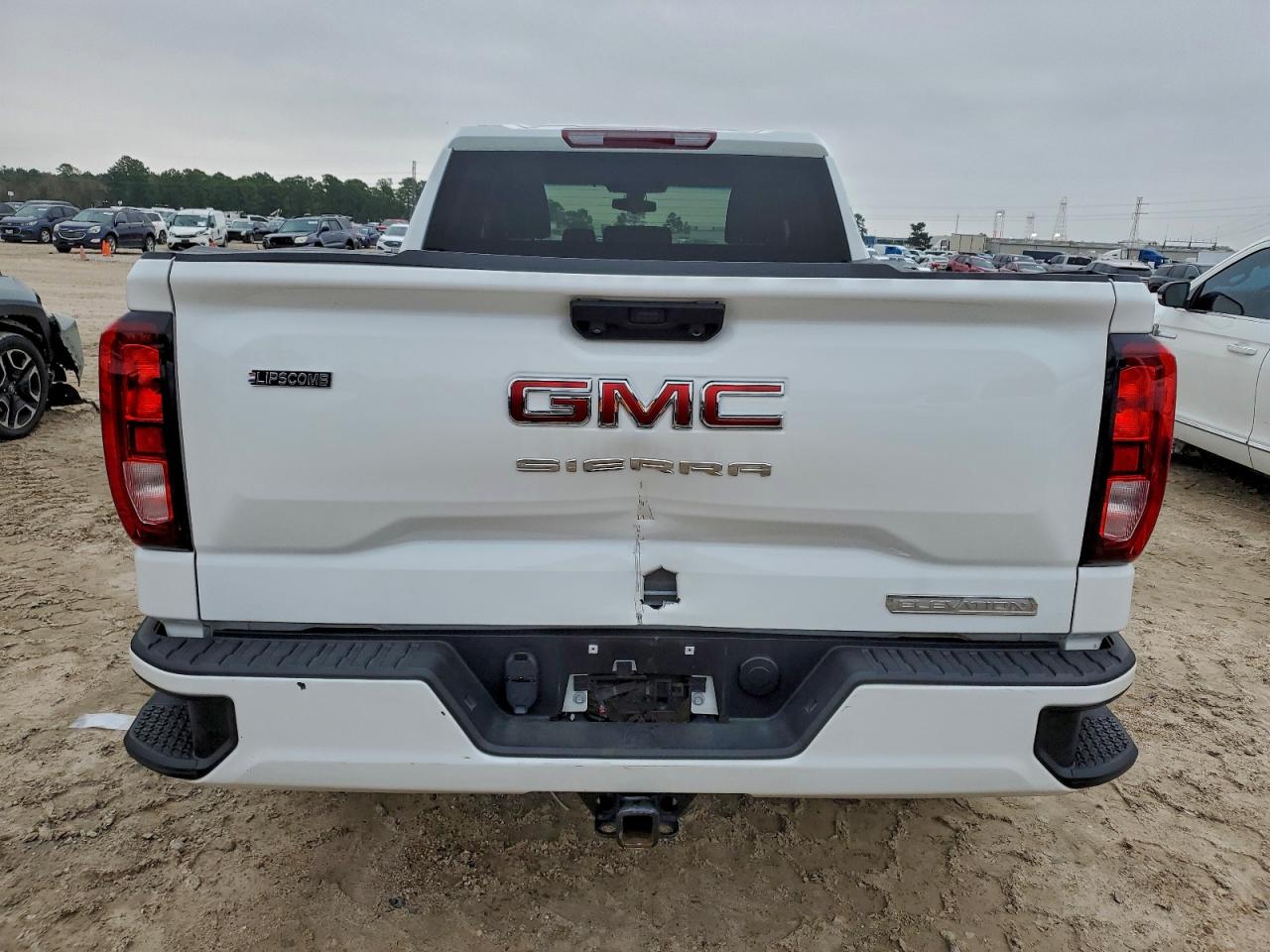 GMC Sierra K1500 Elevation Image 3