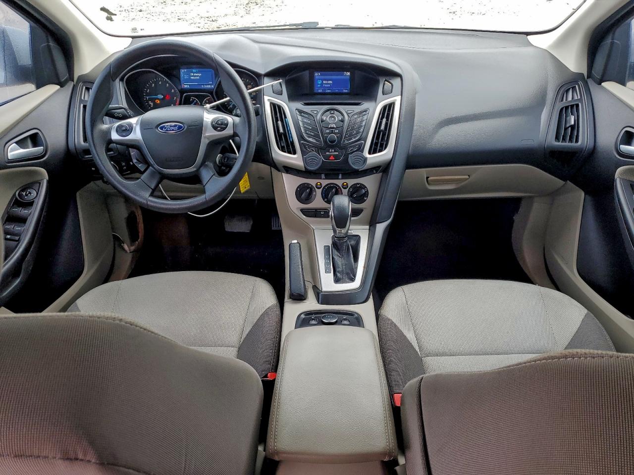 Ford Focus Se Image 11