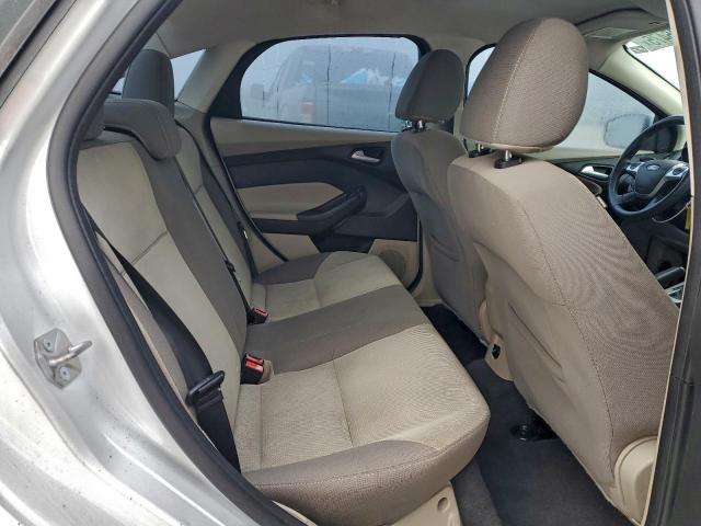 Ford Focus Se Image 4