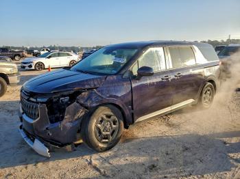  Salvage Kia Carnival