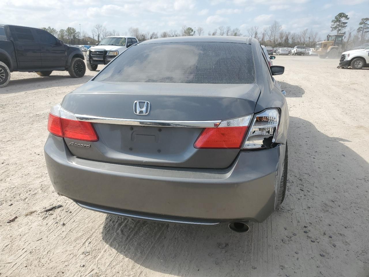 Honda Accord Lx Image 13