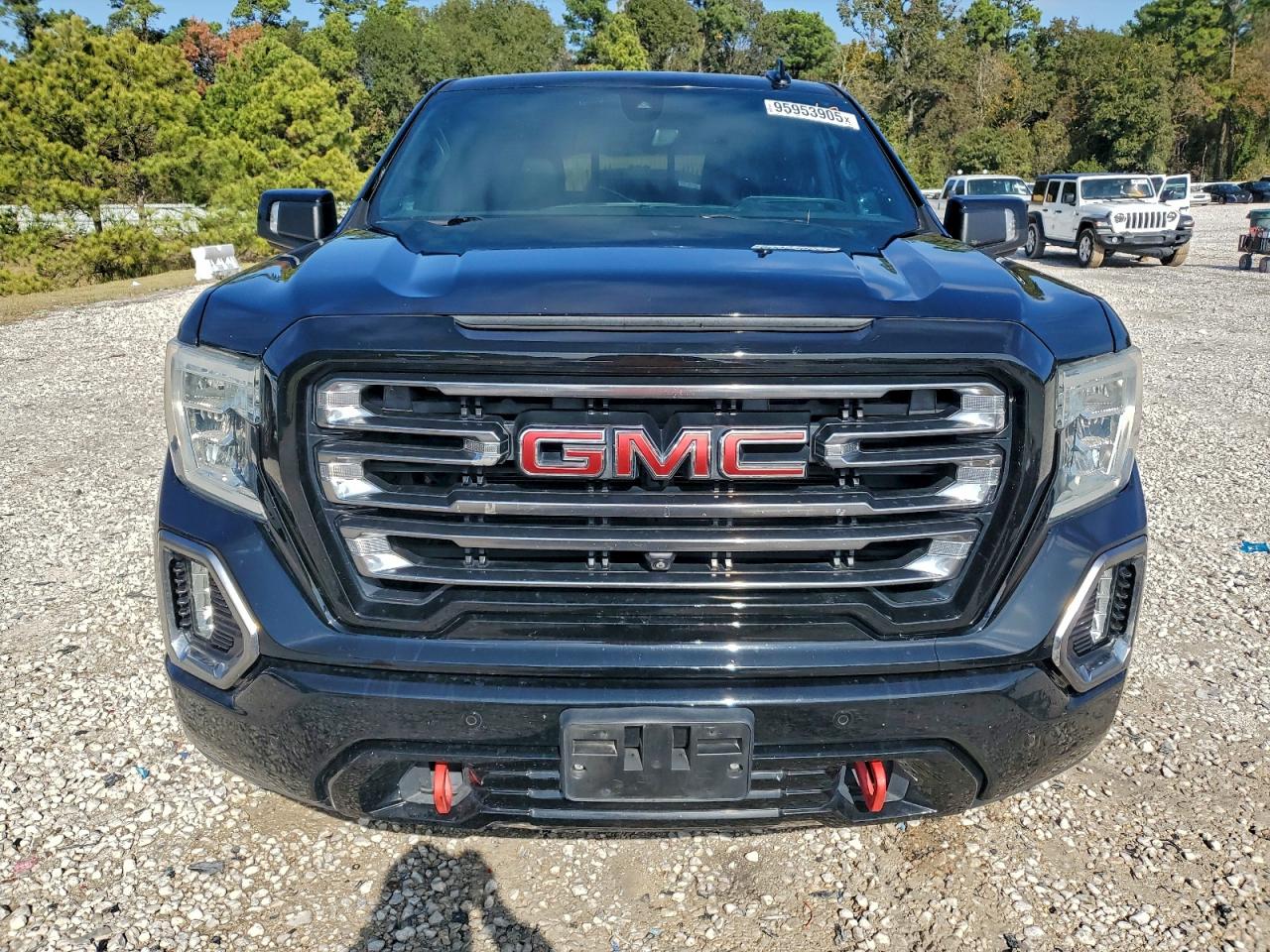 GMC Sierra K1500 At4 Image 5