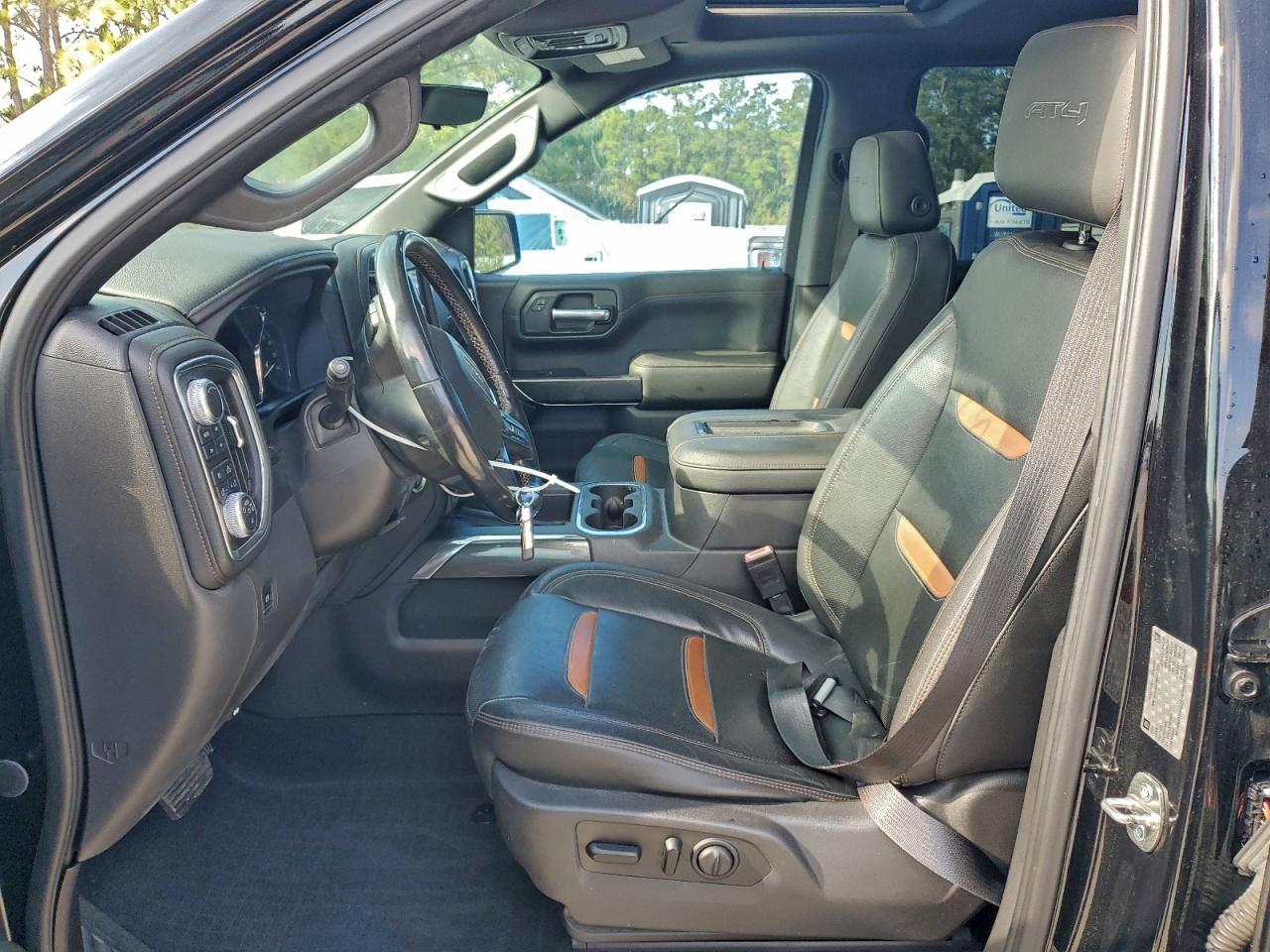 GMC Sierra K1500 At4 Image 9