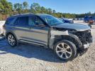 Ford Explorer Platinum Image 12
