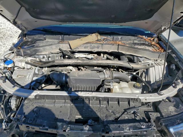 Ford Explorer Platinum Image 13