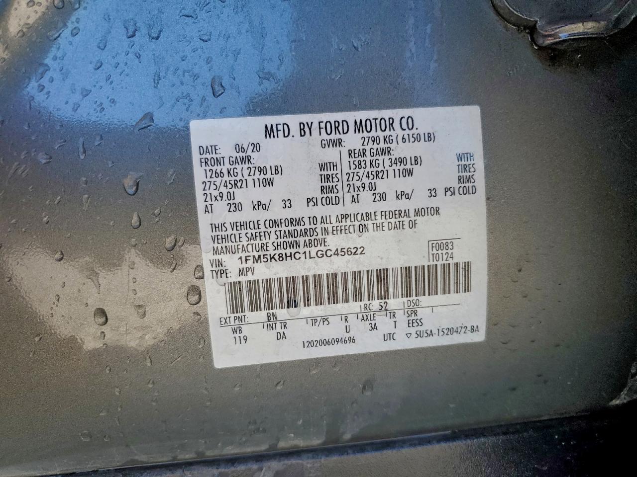 Ford Explorer Platinum Image 11