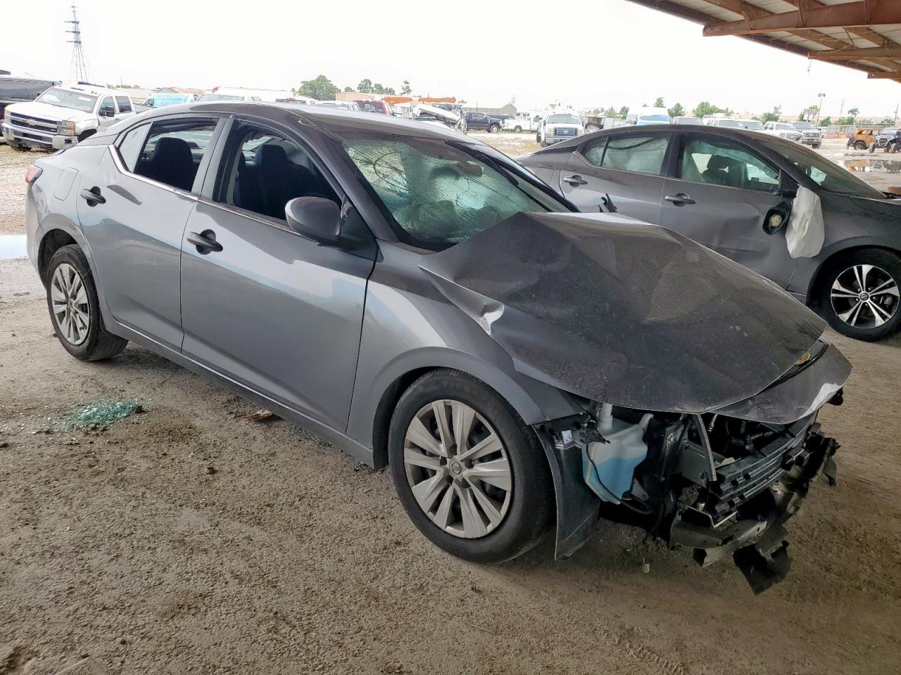 Nissan Sentra S Image 7