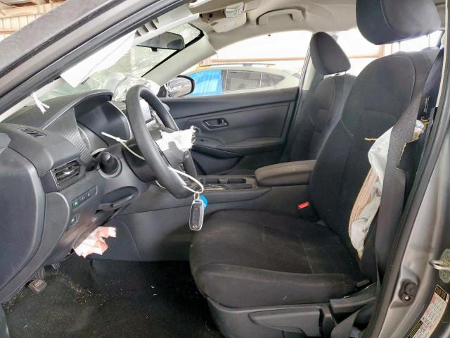 Nissan Sentra S Image 9