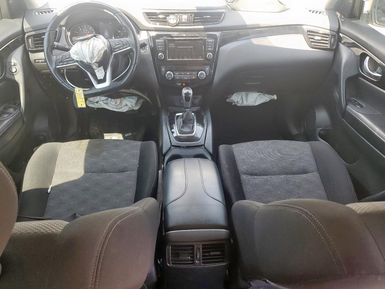 Nissan Rogue Sv Image 9