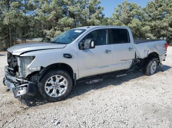  Salvage Nissan Titan