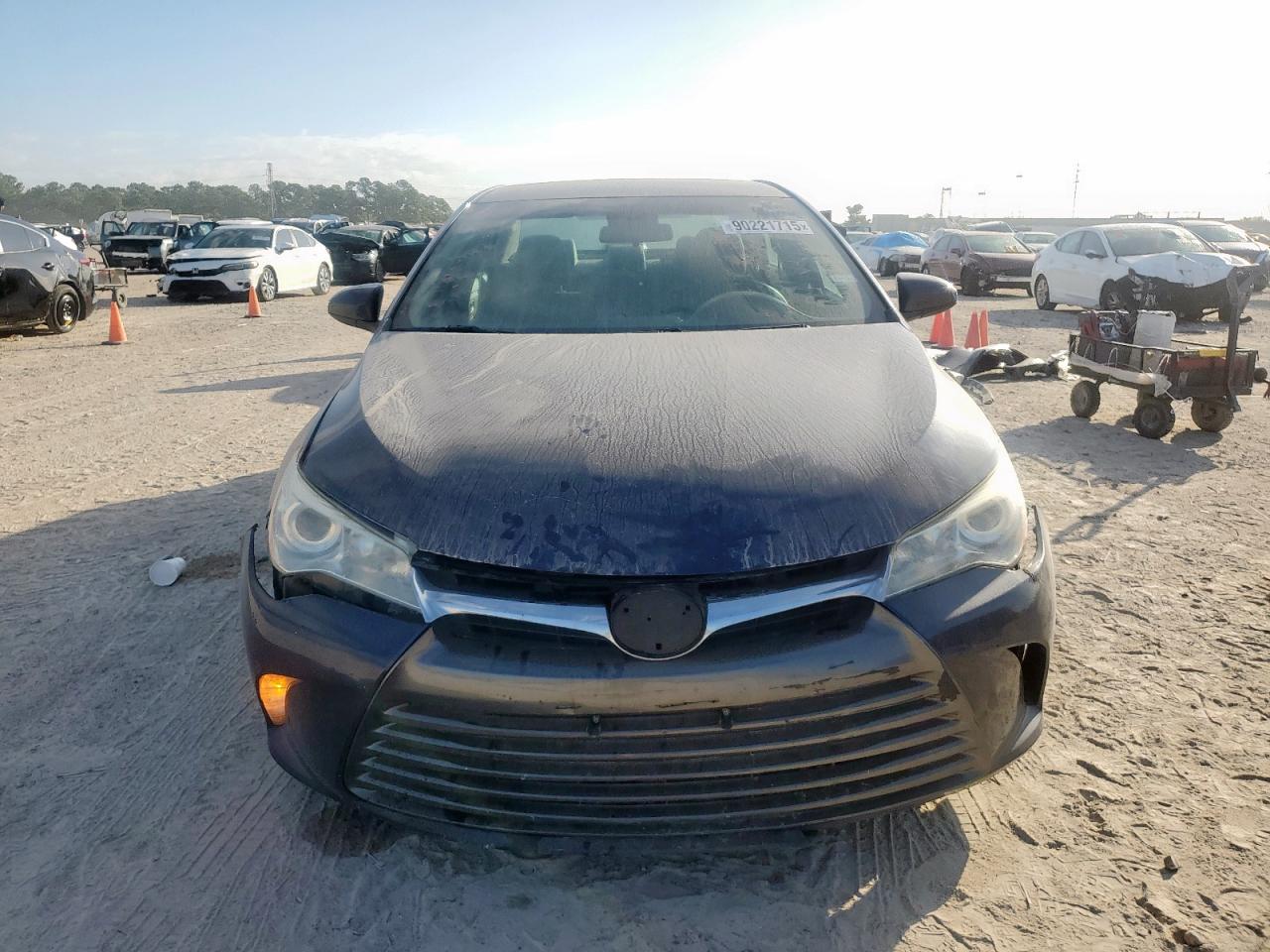 Toyota Camry Hybrid Image 11