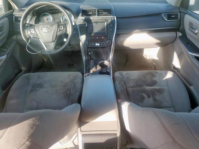 Toyota Camry Hybrid Image 6