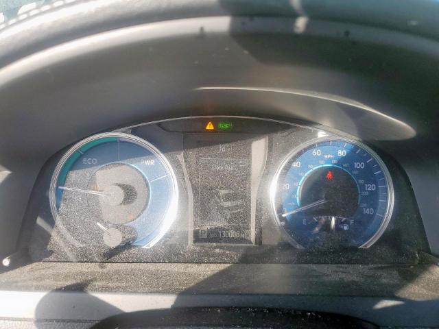 Toyota Camry Hybrid Image 10