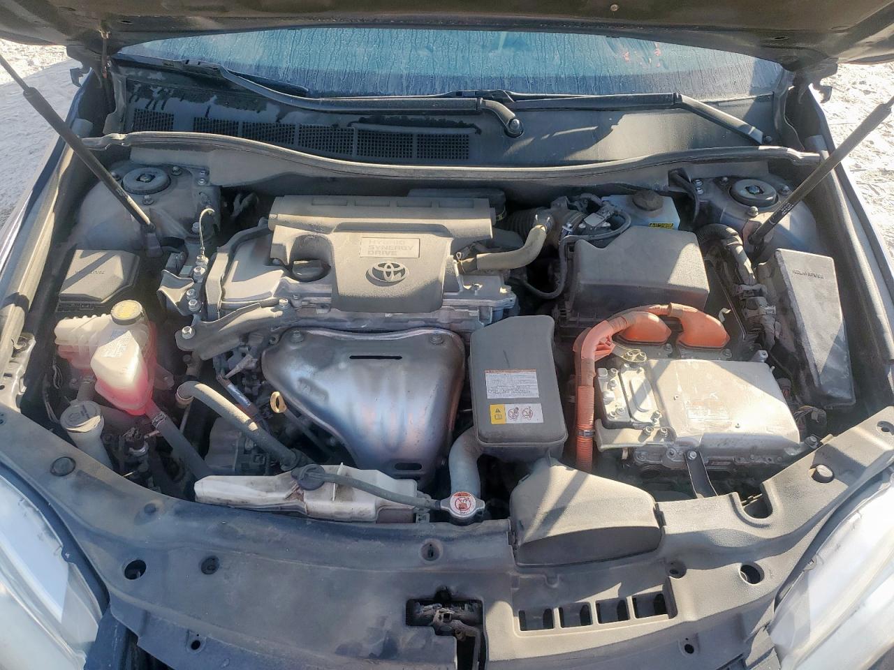 Toyota Camry Hybrid Image 8