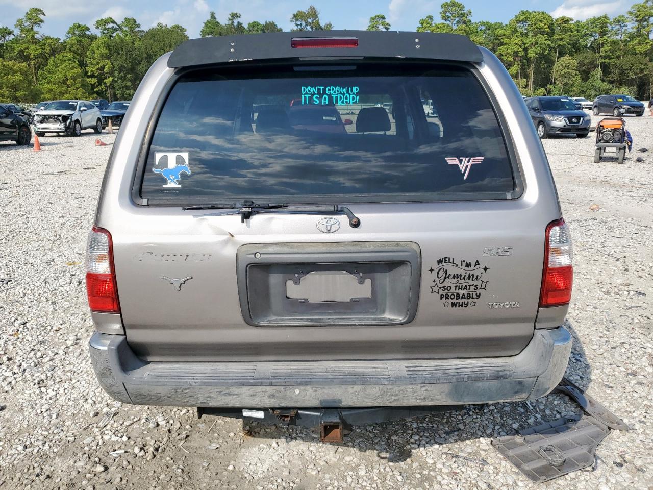 Toyota 4Runner Sr5 Image 7