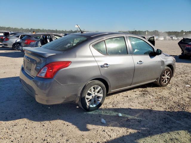 Nissan Versa S Image 2