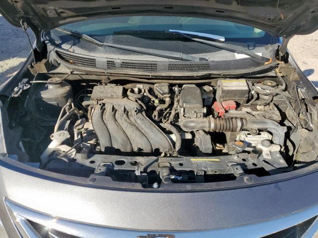 Nissan Versa S Image 4