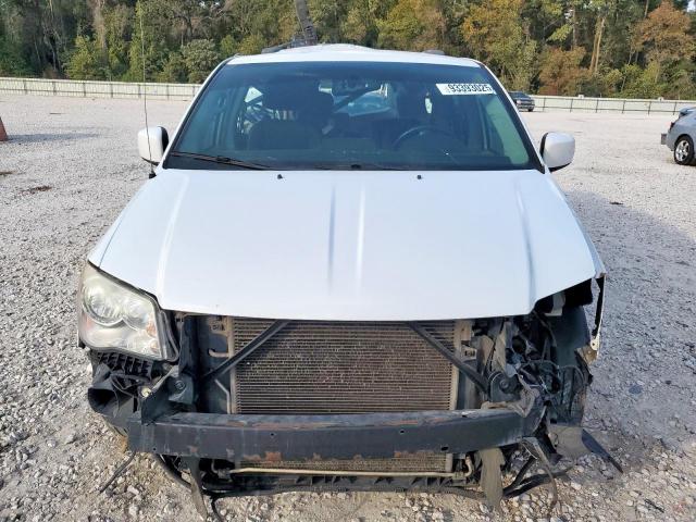 Chrysler Minivan Touring Image 14