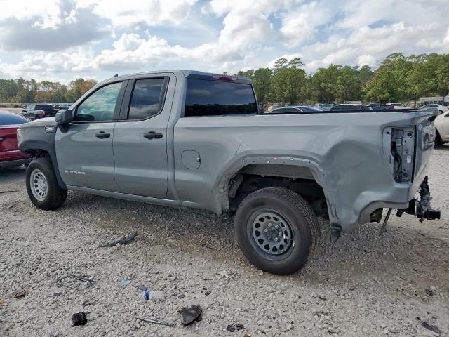 GMC Sierra C1500 Image 2