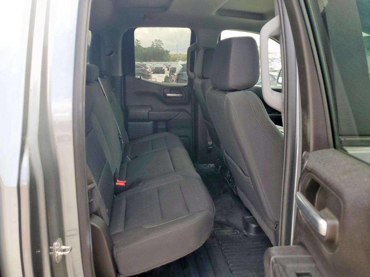 GMC Sierra C1500 Image 6