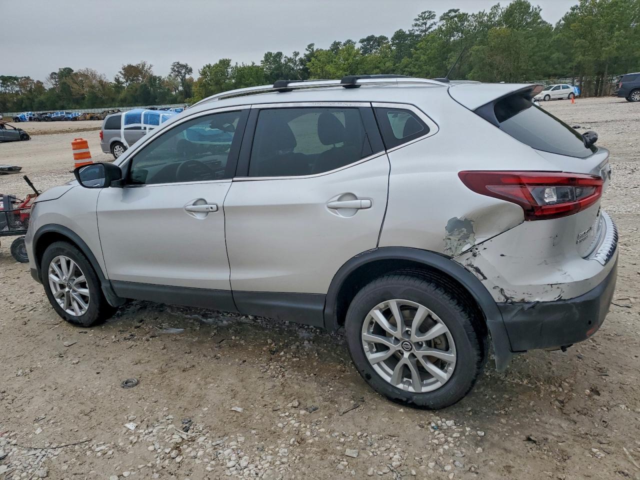 Nissan Rogue S Image 11