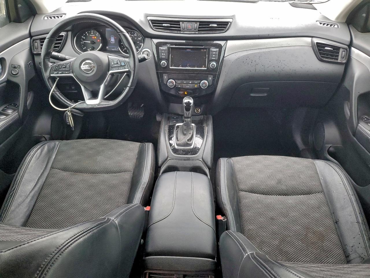 Nissan Rogue S Image 4