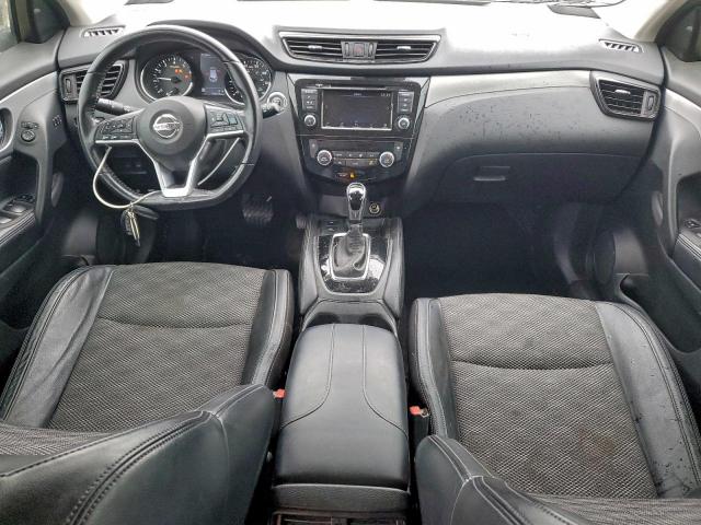 Nissan Rogue S Image 4