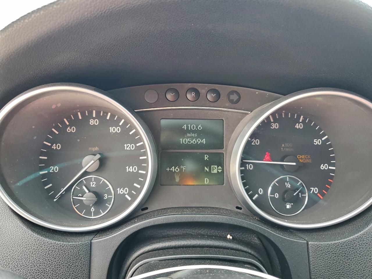 Mercedes-Benz M-Class 500 Image 13