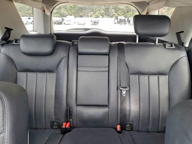 Mercedes-Benz M-Class 500 Image 11