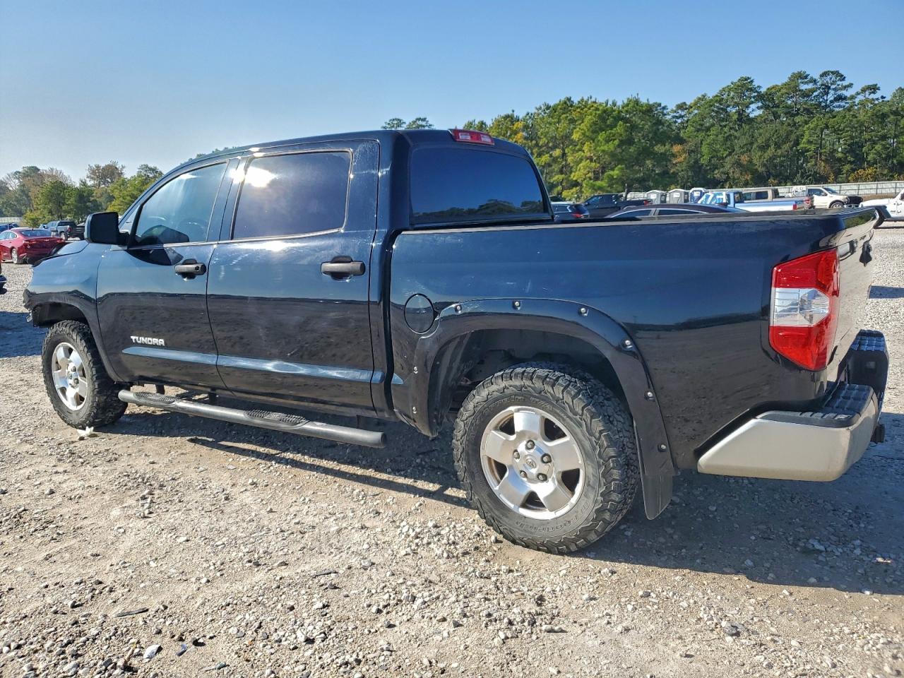 Toyota Tundra Crewmax Sr5 Image 6